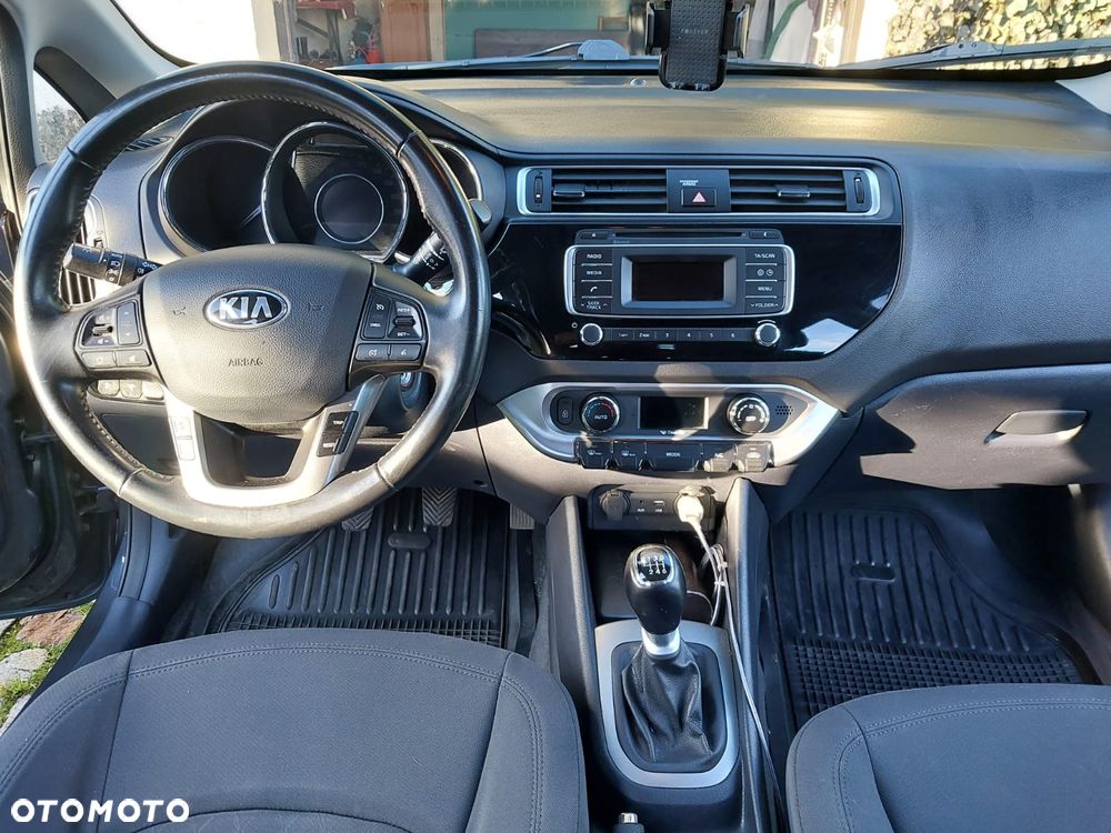 Kia Rio 1.4 Business Line - 10