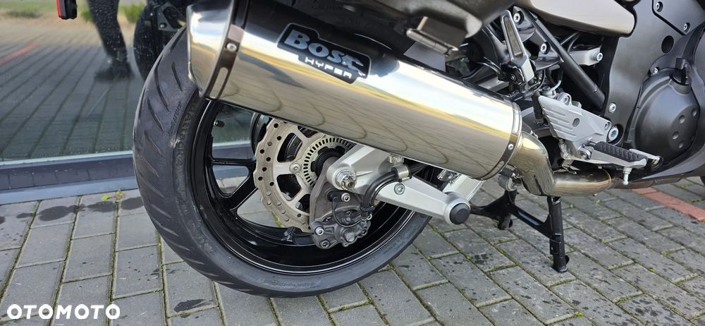 Kawasaki GTR - 18