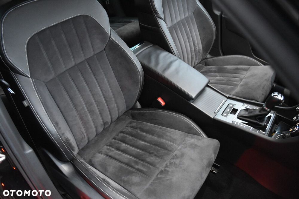 Skoda Superb 2.0 TSI Style DSG - 36