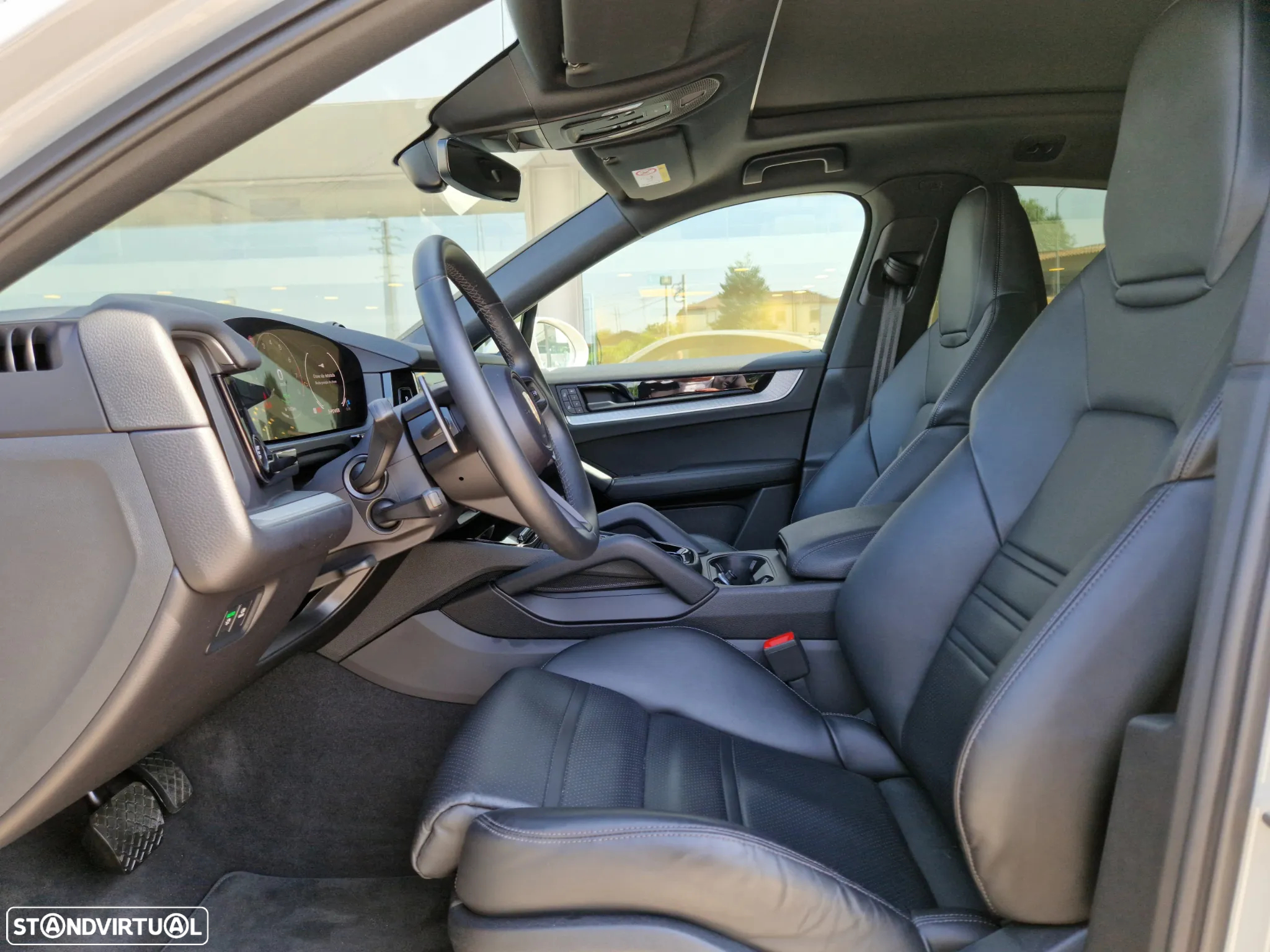 Porsche Cayenne Coupé E-Hybrid - 22