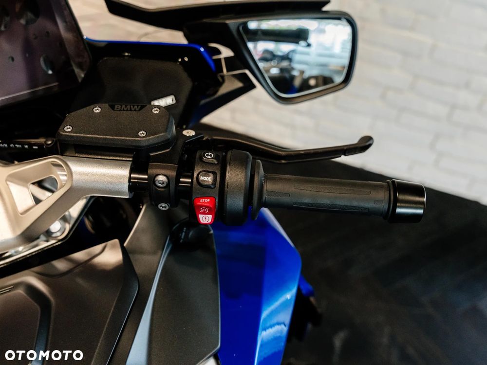 BMW R - 12