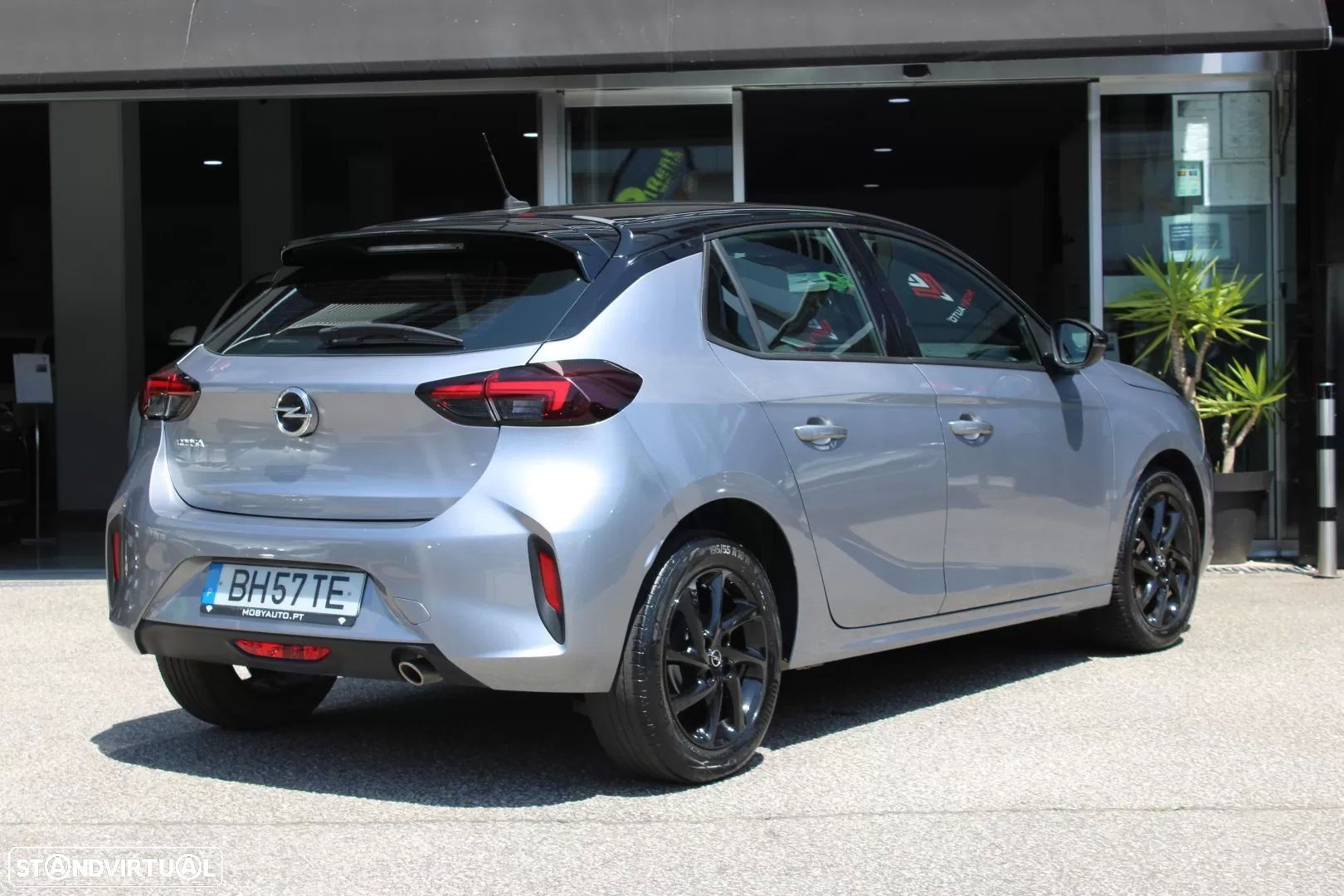 Opel Corsa 1.2 T GS Line - 2