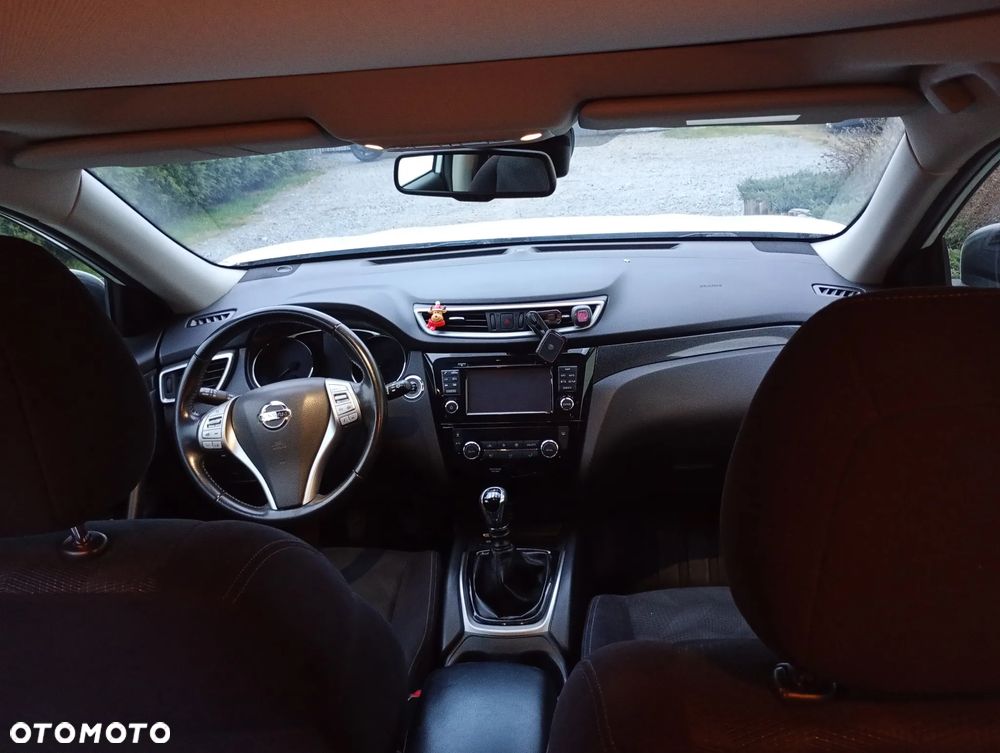 Nissan X-Trail 1.6 DCi N-Connecta 4WD - 20