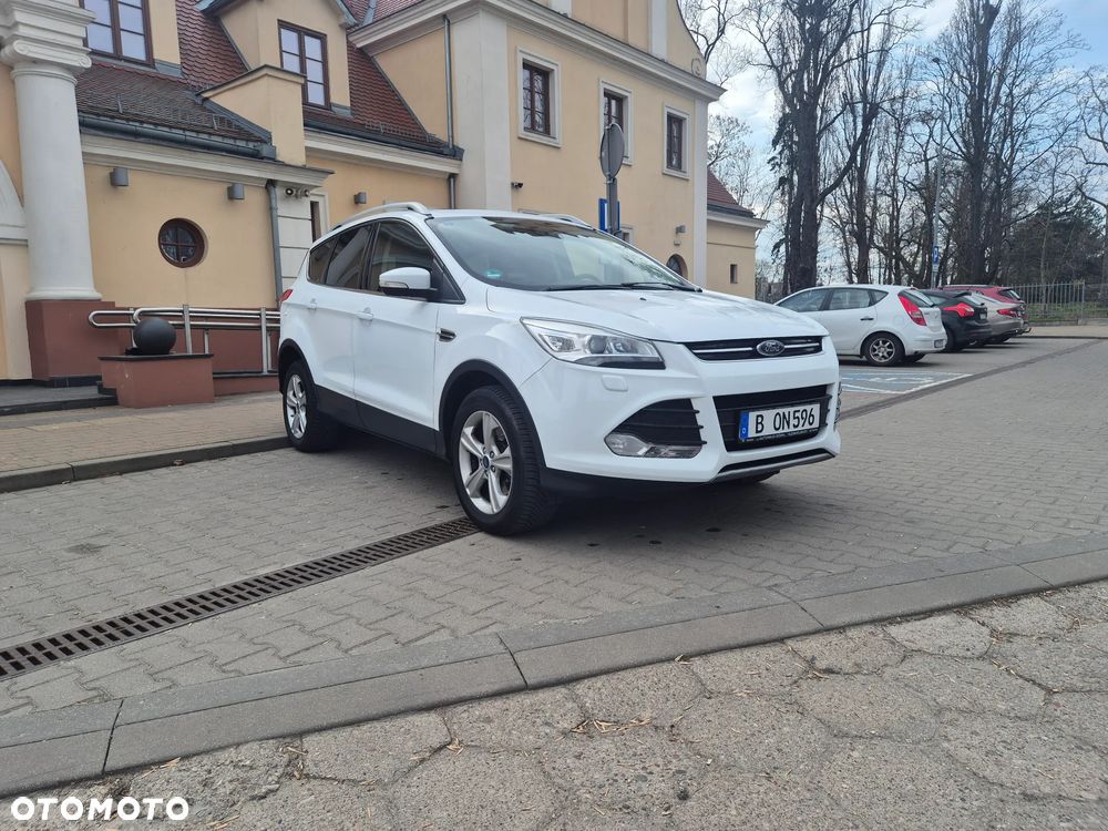 Ford Kuga 2.0 TDCi 4x4 Titanium - 4