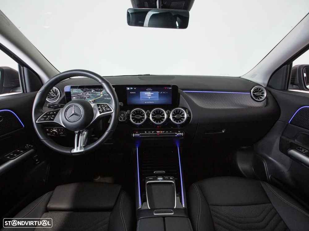 Mercedes-Benz GLA 180 7G-DCT Progressive Advanced - 7