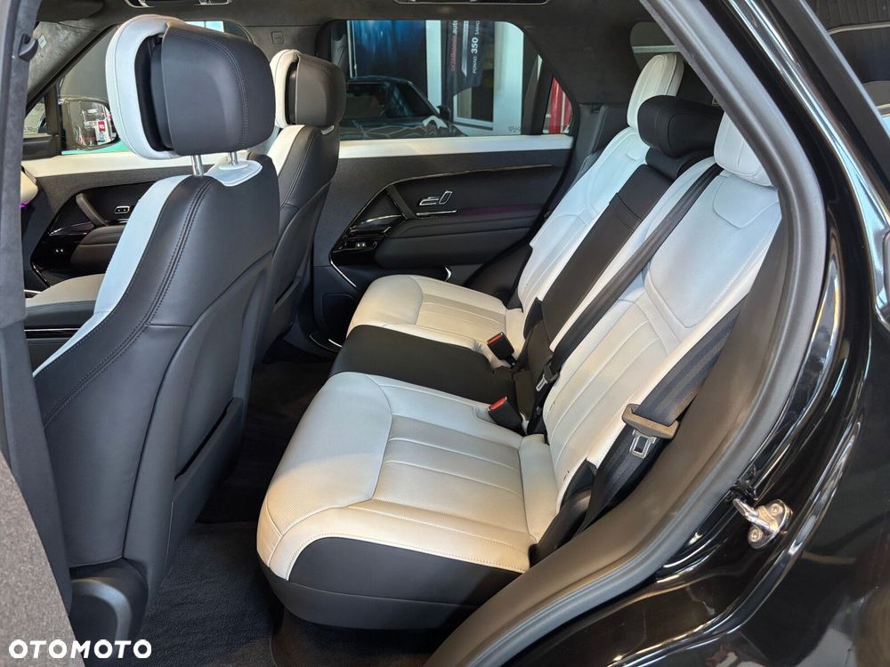 Land Rover Range Rover Sport - 30