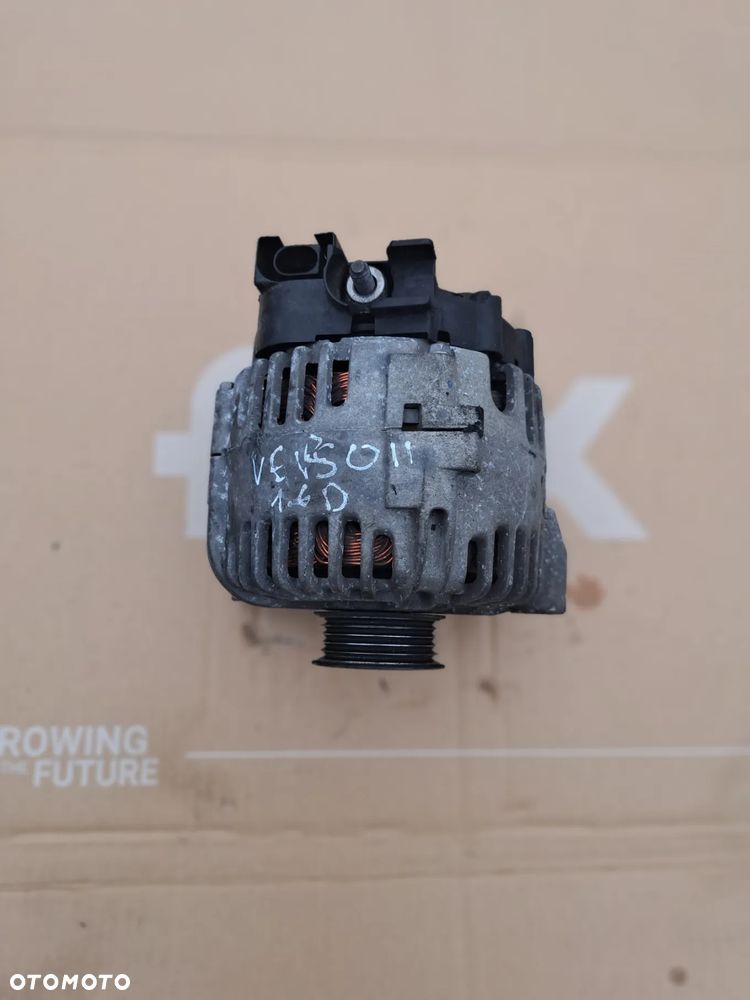 Toyota Verso II lift alternator 1.6 diesel 2619890A Auris II Avensis II - 1