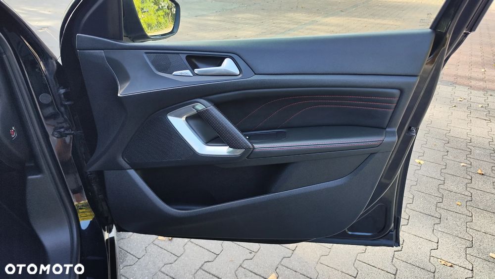 Peugeot 308 BlueHDi 180 EAT6 GT - 34