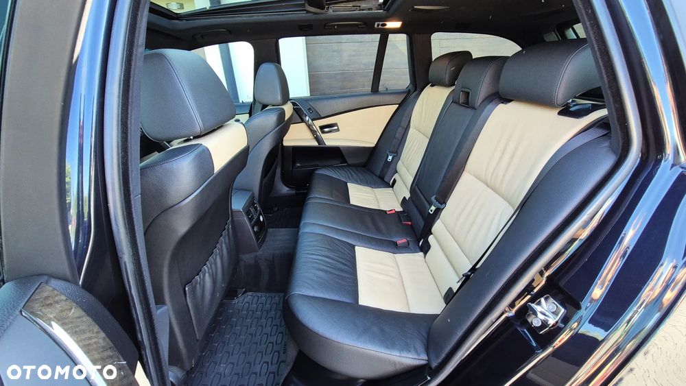 BMW Seria 5 - 24