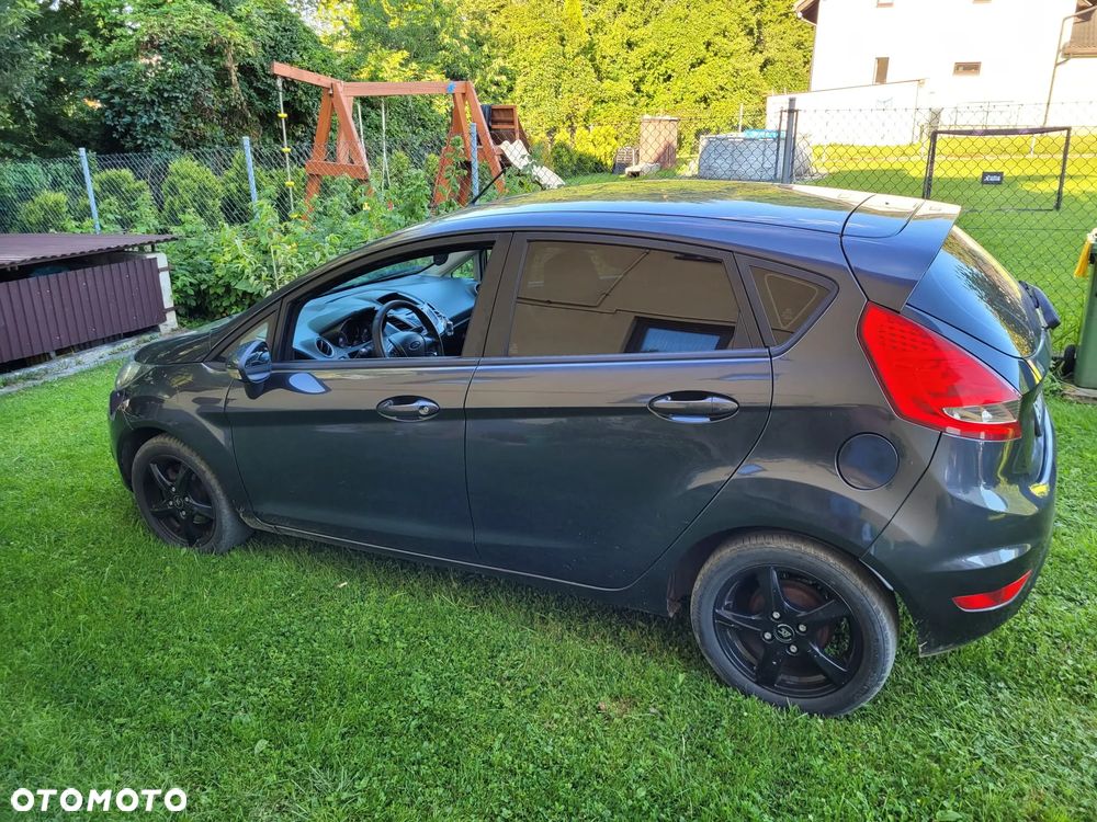 Ford Fiesta 2008 photo 3