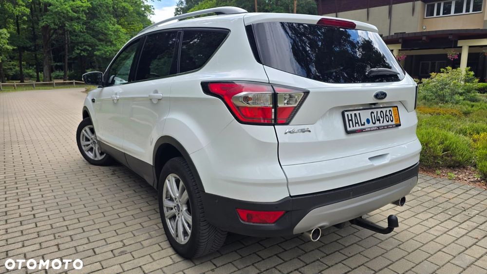 Ford Kuga 2.0 TDCi 2x4 Titanium - 3