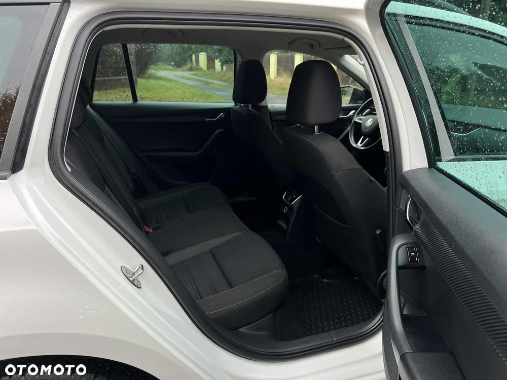 Skoda Octavia 2.0 TDI SCR Style DSG - 26