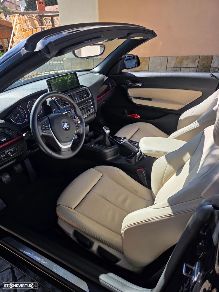 BMW 220 i Sport Line - 11