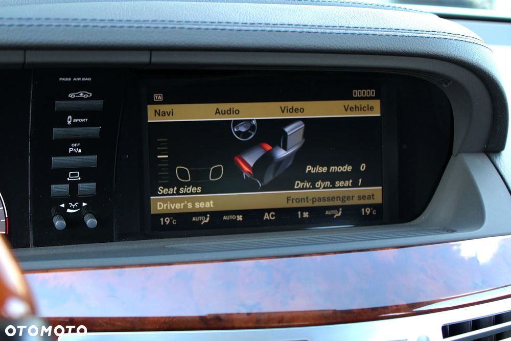 Mercedes-Benz Klasa S 500 L 4Matic 7G-TRONIC - 17