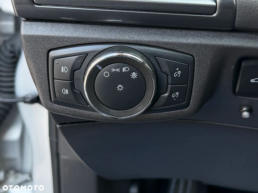 Ford Mondeo SW 2.0 EcoBlue Titanium - 28