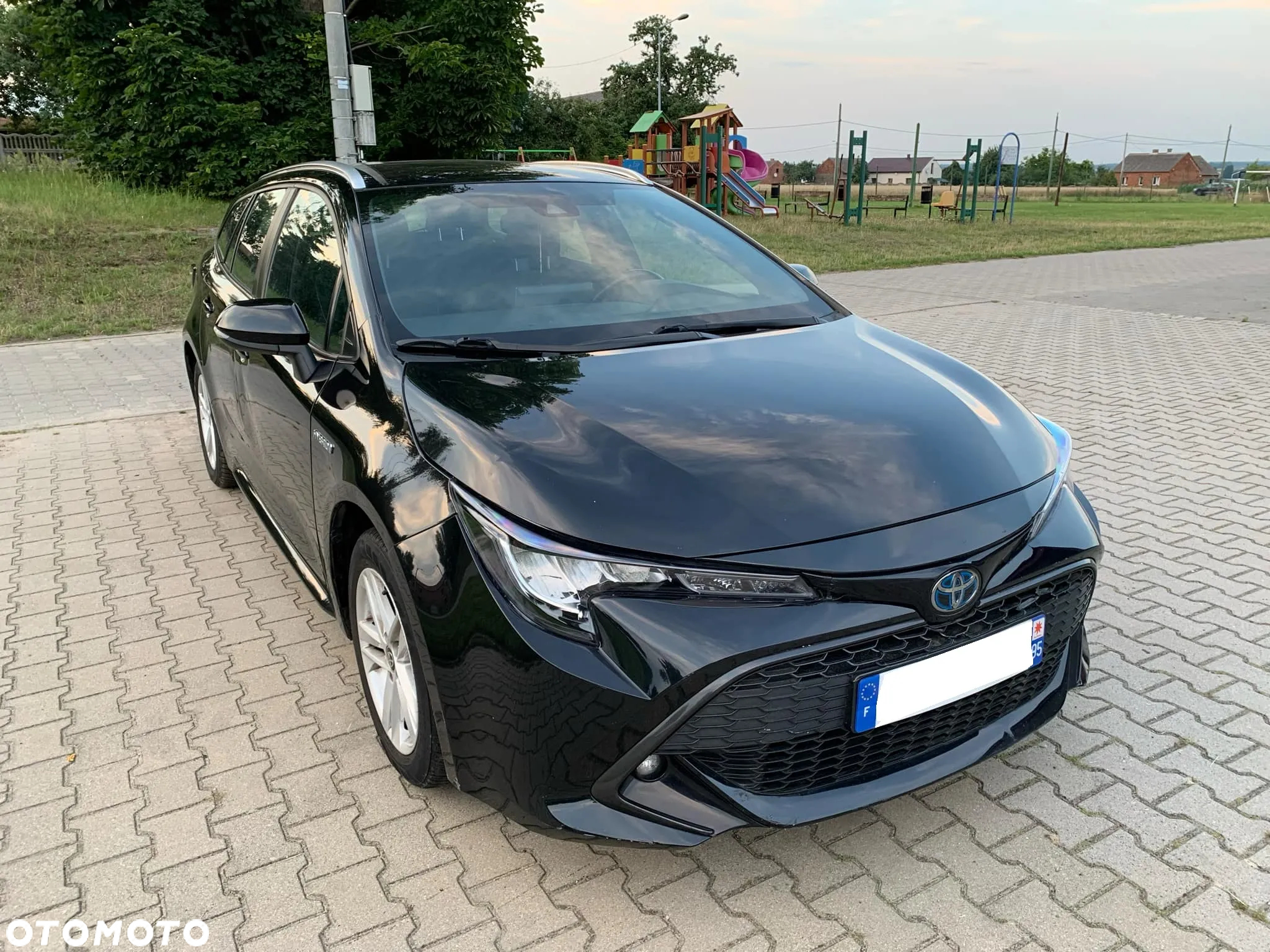 Toyota Corolla 1.8 Hybrid Executive - 8