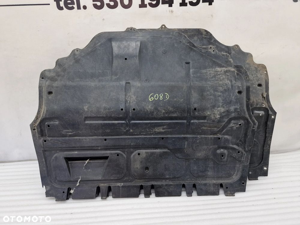 SEAT IBIZA 6j 12- / SEAT TOLEDO IV 4 12-19 / SKODA FABIA III 3 14-21 /  AUDI A1 8X 10- / VW POLO V 6R0 6C0 08-17 OSŁONA POD SILNIK , NR 6C0825235A / 6R0825235E , NR AUKCJI OSŁ608 - 9