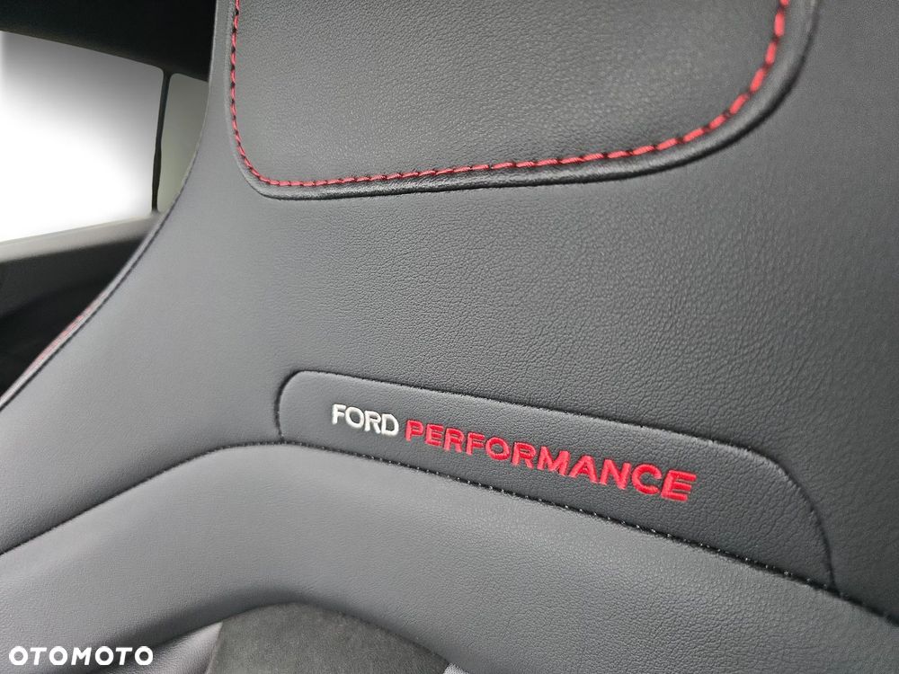 Ford Focus 2.3 EcoBoost ST - 25