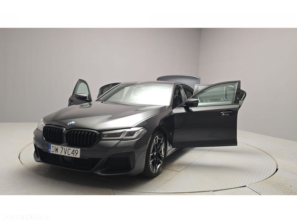 BMW Seria 5 530d xDrive mHEV M Sport sport - 15