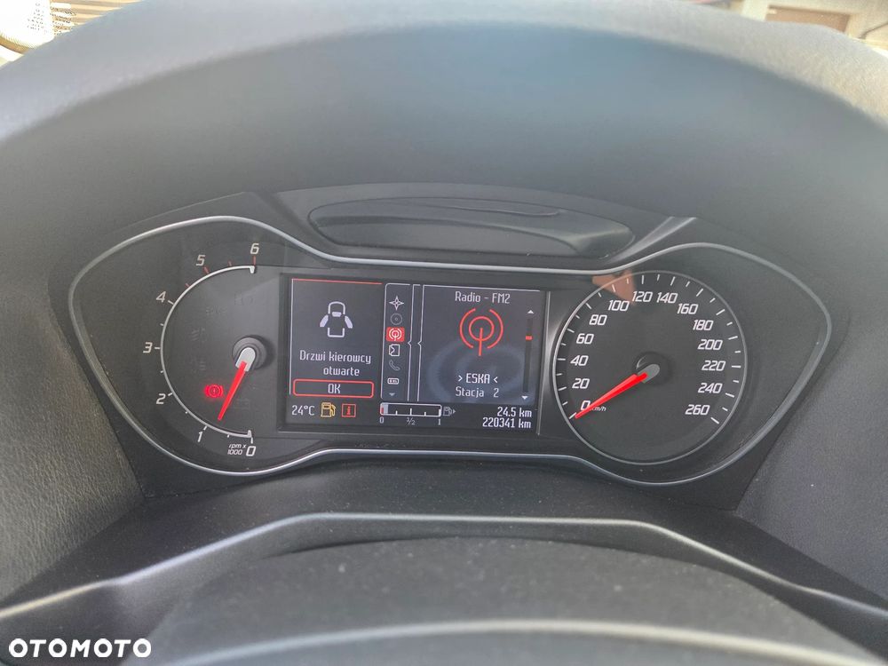 Ford Mondeo 2.0 TDCi Gold X - 13