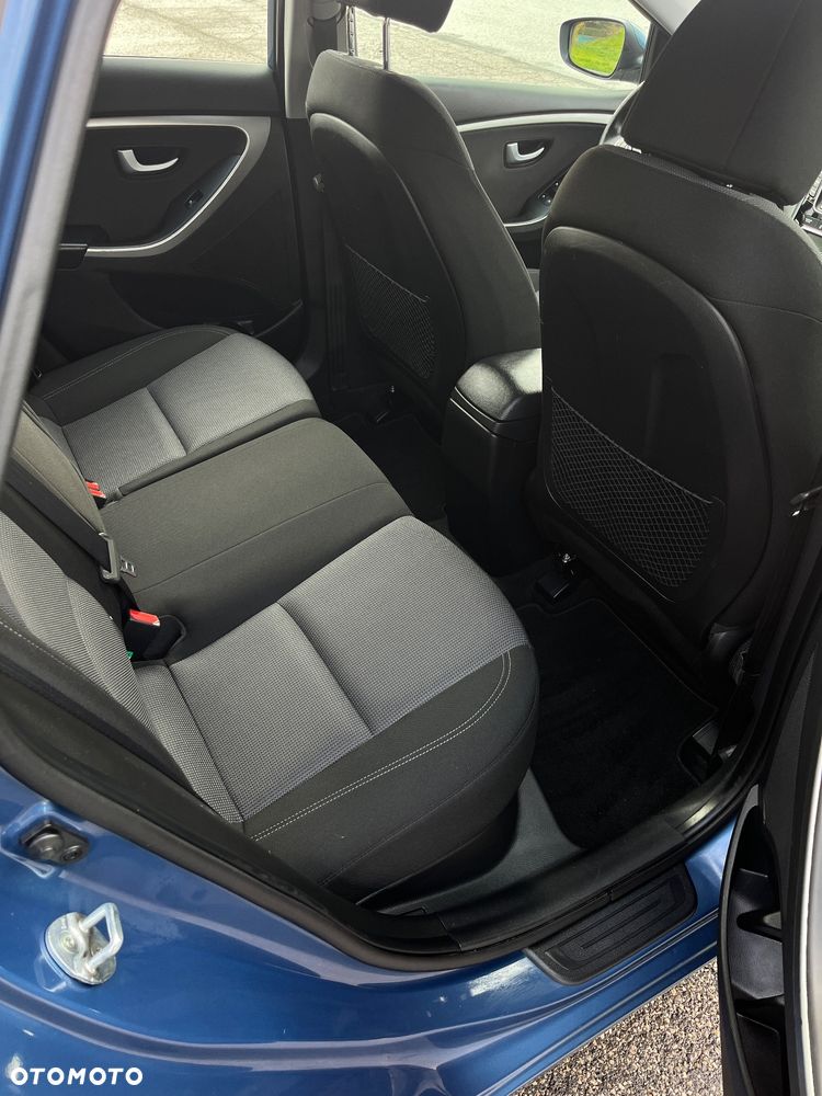 Hyundai i30 1.6 CRDi BlueDrive Premium - 30