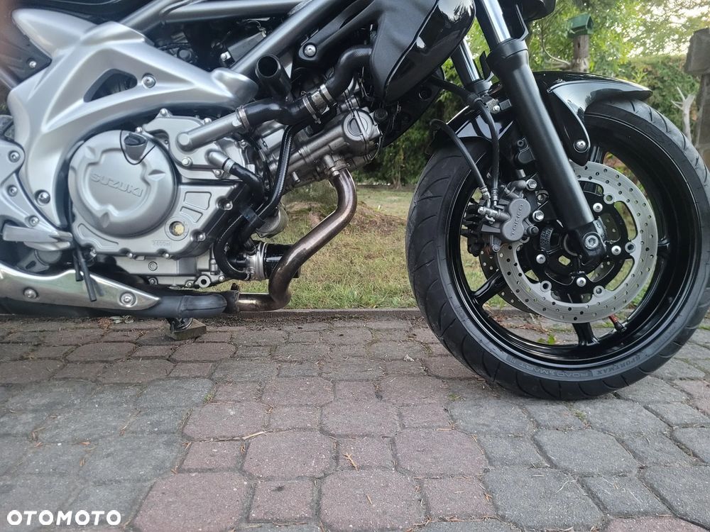 Suzuki Gladius - 7