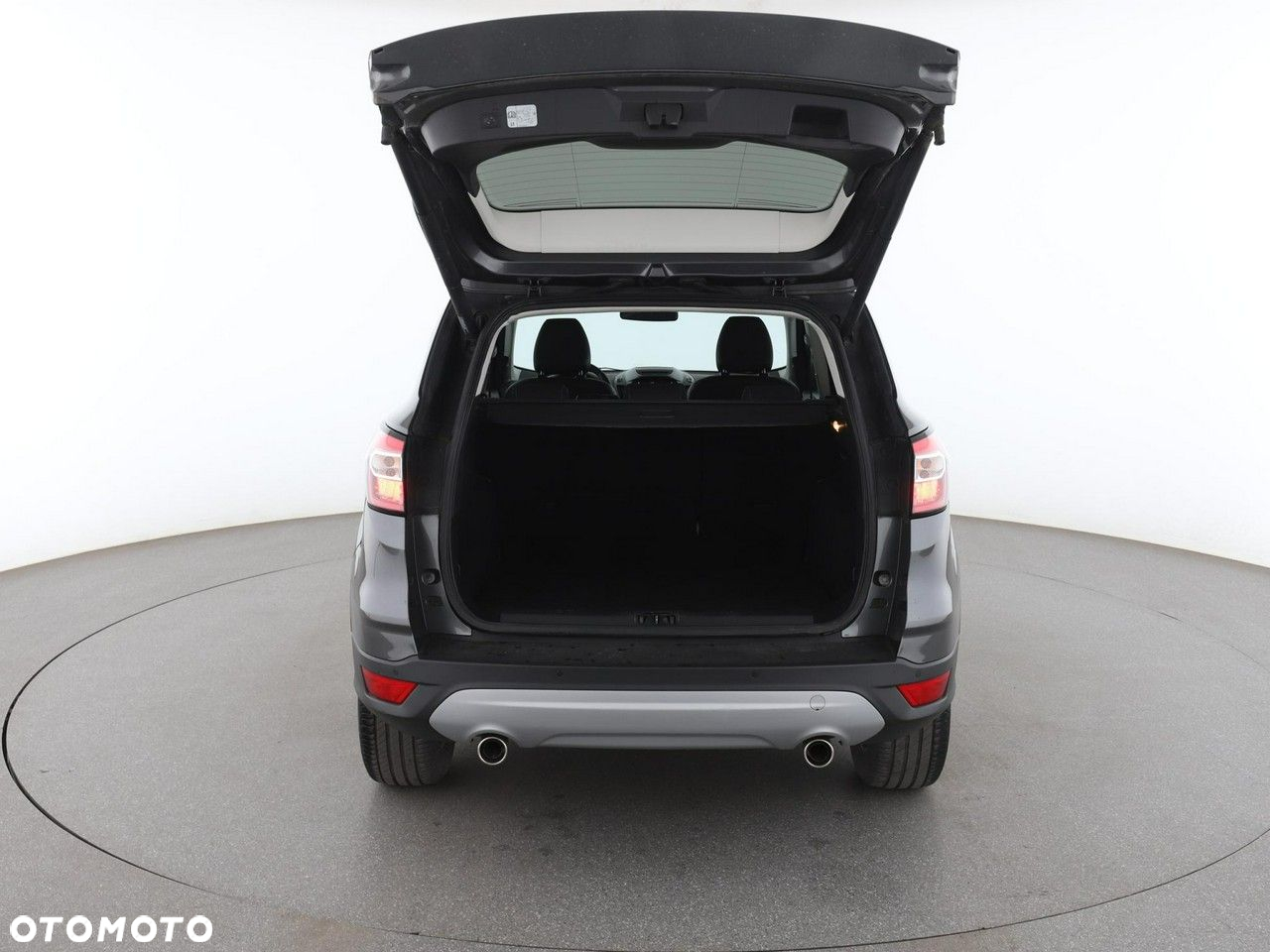 Ford Kuga 2.0 TDCi 2x4 Business Edition - 19