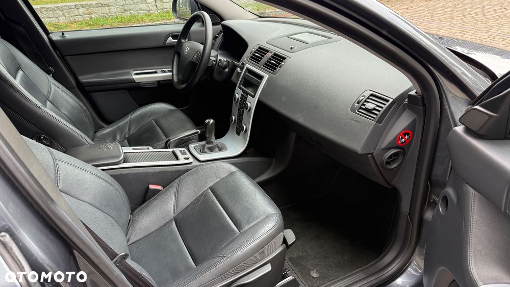 Volvo V50 1.6D DPF DRIVe Summum - 15