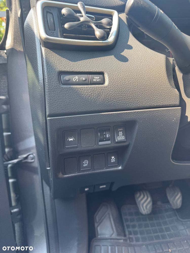 Nissan Qashqai 1.6 dCi 4 x 4 DPF Start/Stop I-Way - 3