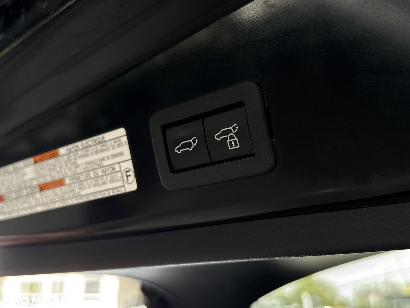 Toyota Corolla Cross 1.8 Hybrid Style - 31