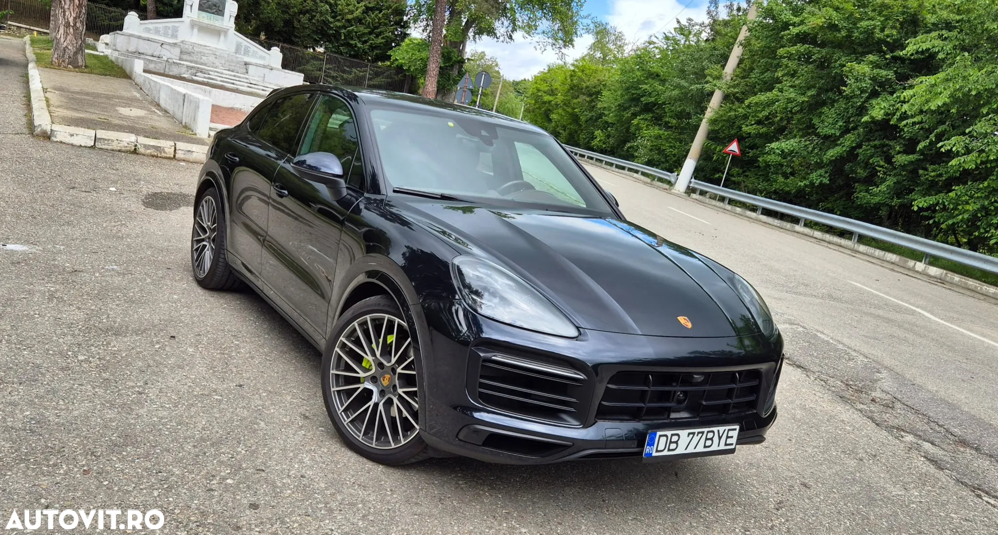 Porsche Cayenne Coupe - 2