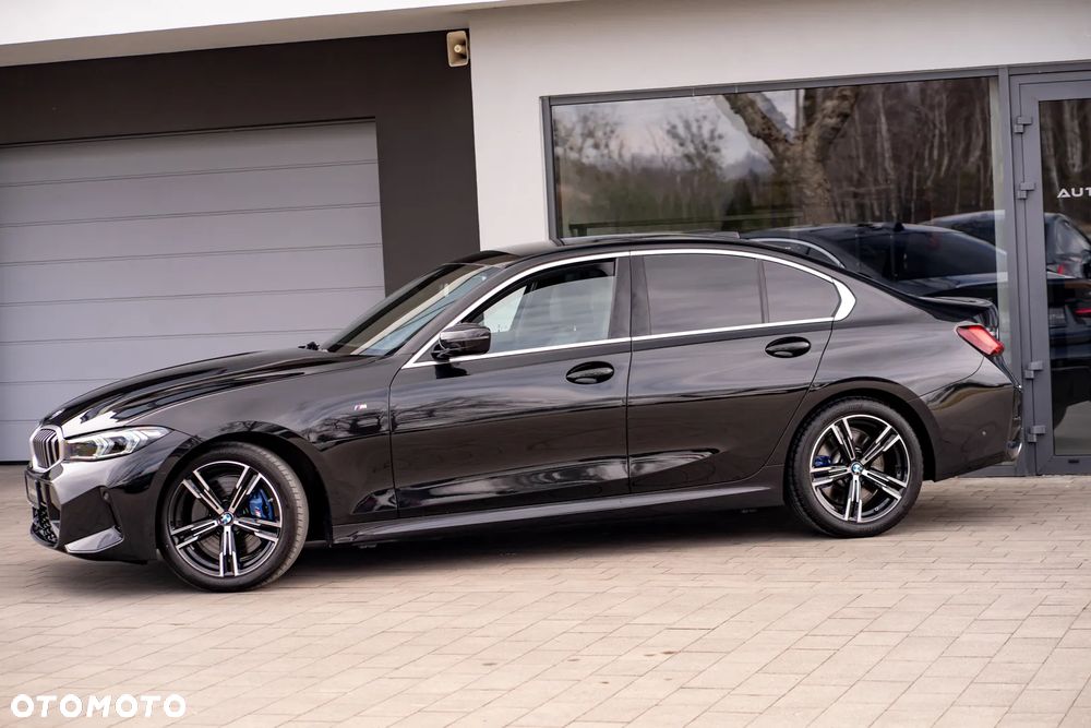 BMW Seria 3 330i xDrive M Sport sport - 13