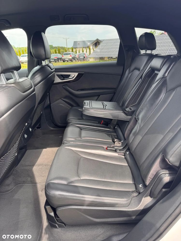 Audi SQ7 4.0 TDI Quattro Tiptronic - 8