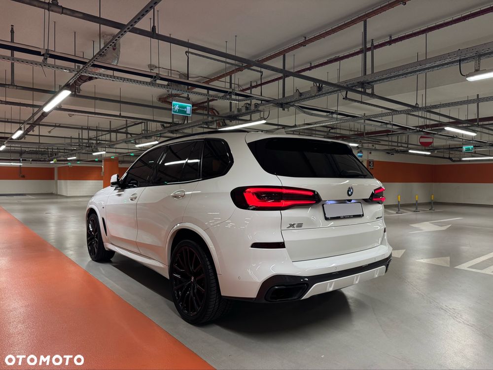 BMW X5 xDrive40i mHEV - 4