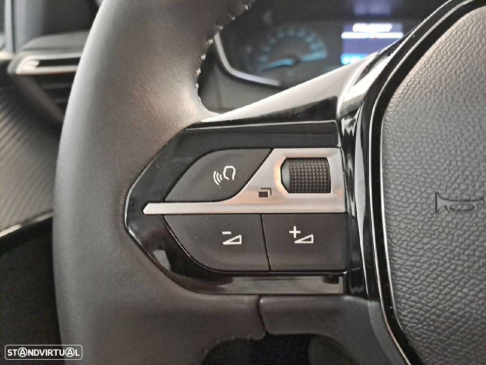 Peugeot e-208 50 kWh Style - 15