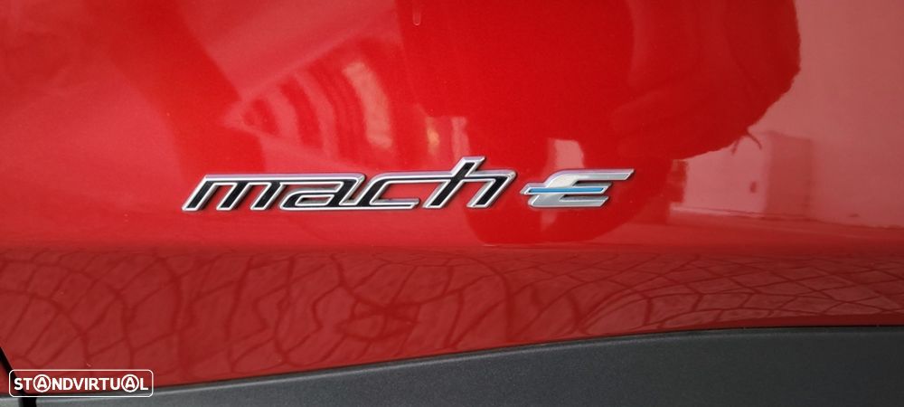 Ford Mustang Mach-E Standard - 11