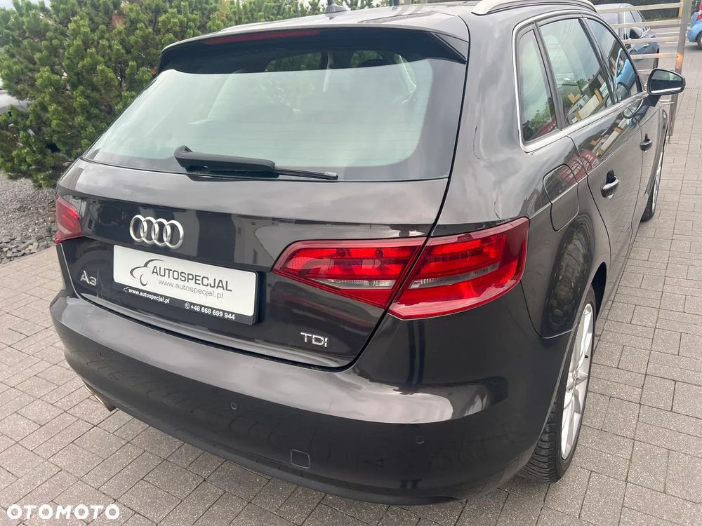 Audi A3 Sportback 2.0 TDI S tronic - 4