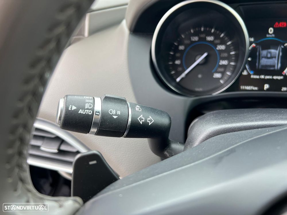 Jaguar XE 2.0 D Prestige AWD Aut. - 5