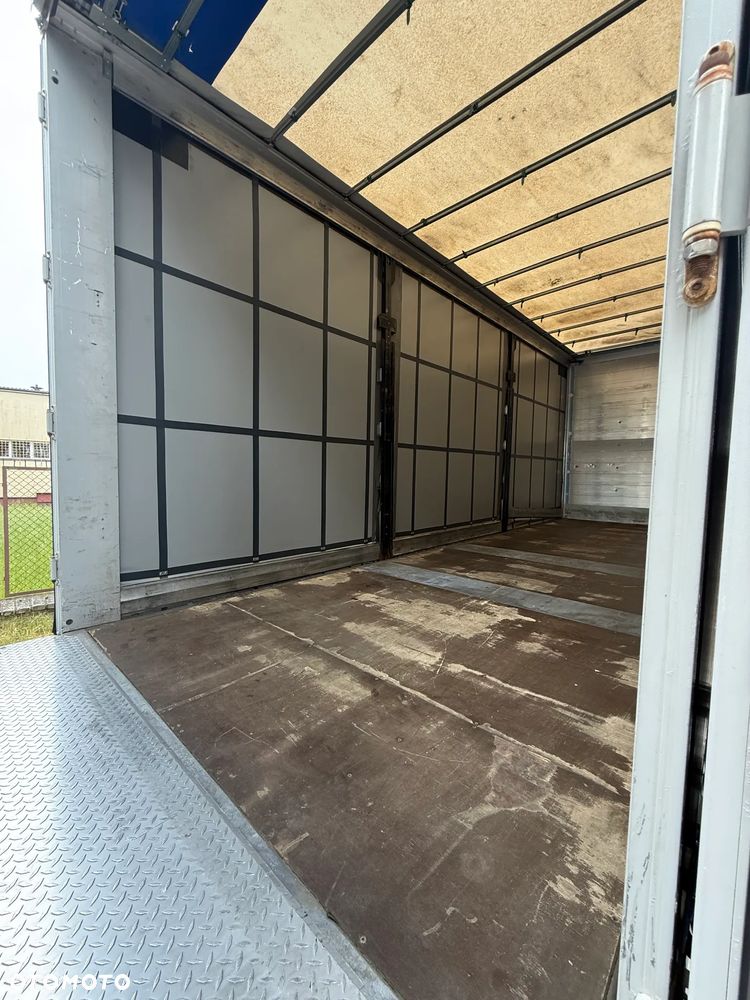 DAF XF510 SSC 6x2 JUMBO OŚ PODNOSZONA AUTOMAT RETARDER STANDKLIMA PRZEBIEG:760000km XENONY SKÓRA LODÓWKA ZABUDOWA FIRANKA DŁ:7.80m NOWA PLANDEKA!!! EURO 6 2017r + PRZYCZEPA TANDEM SCHWARZMULLER OSIE SAF ZABUDOWA FIRANKA DŁ:7.80m NOWA PLANDEKA!!! 2012r ZESTAW PRZEJAZDOWY PRZESTRZENNY 120m3 ŁADNY - 11