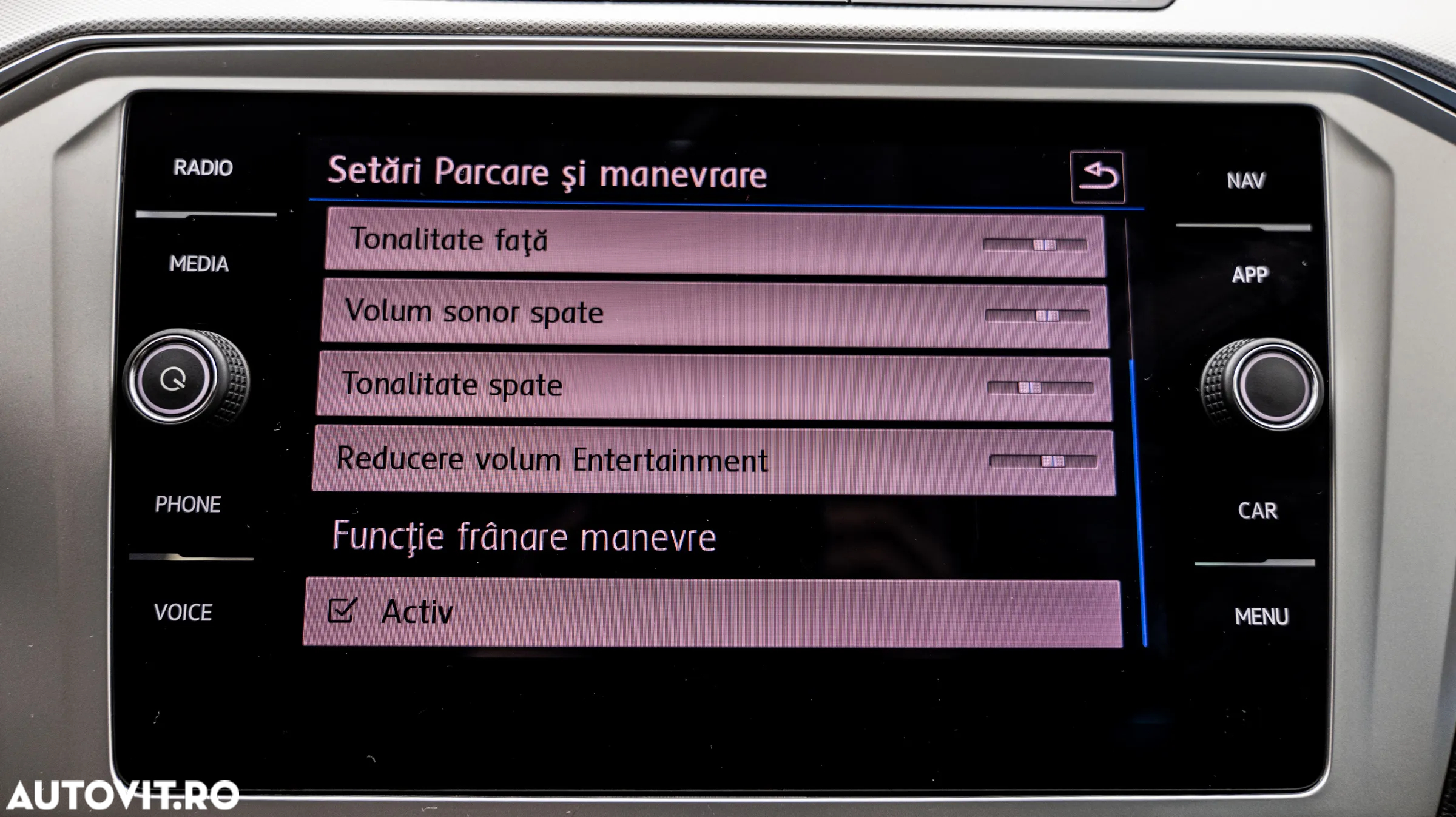 Volkswagen Passat Variant 2.0 TDI SCR DSG Comfortline - 41