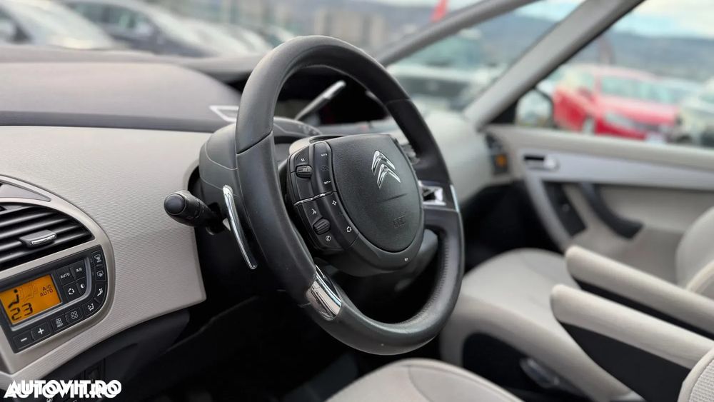 Citroën C4 e-HDi 110 EGS6 Business Class - 7