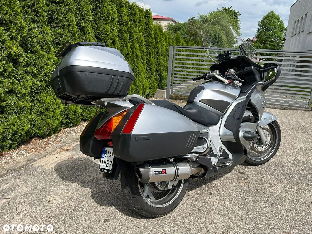 Honda ST - 22