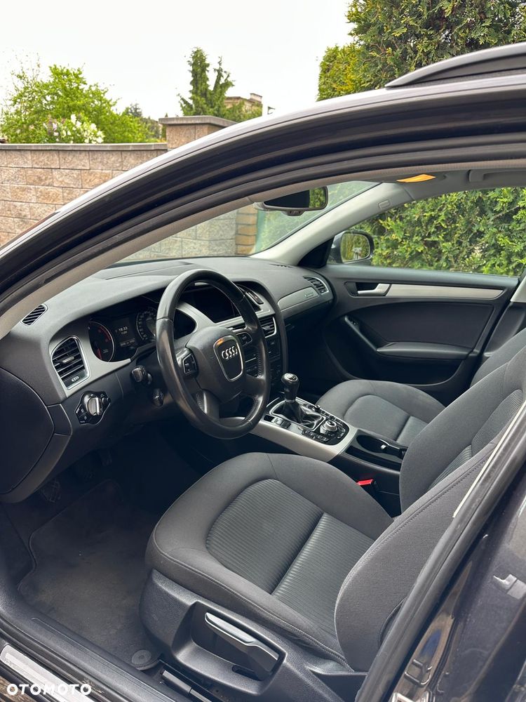 Audi A4 Avant 2.0 TDI DPF quattro Attraction - 7