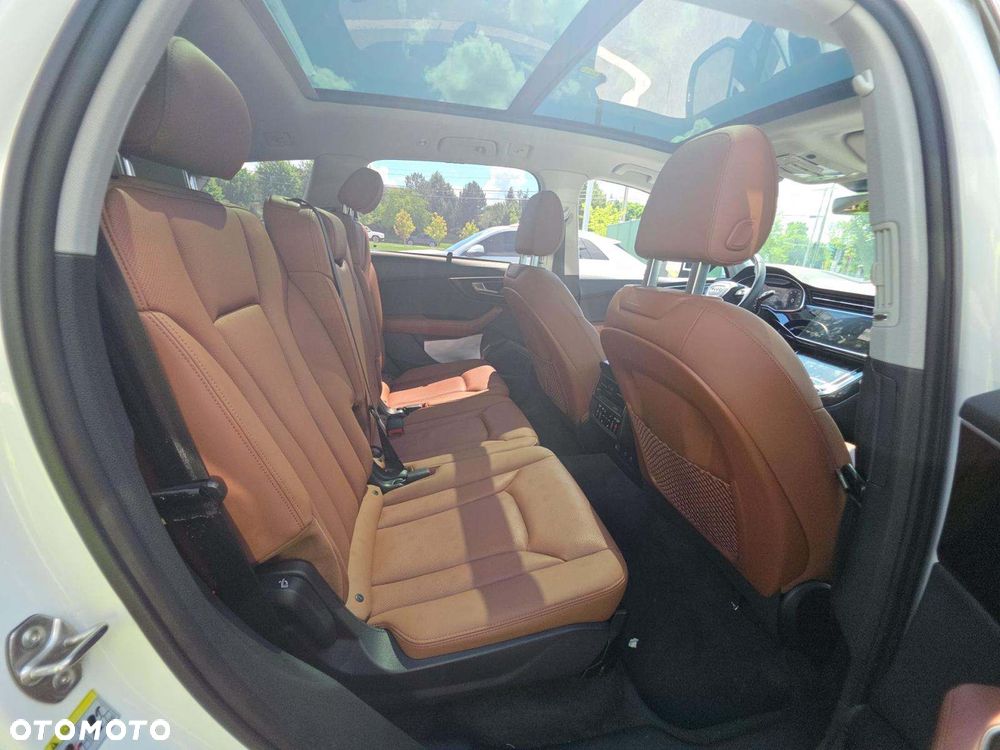 Audi Q7 - 21
