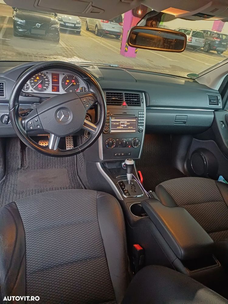 Mercedes-Benz B 200 - 10
