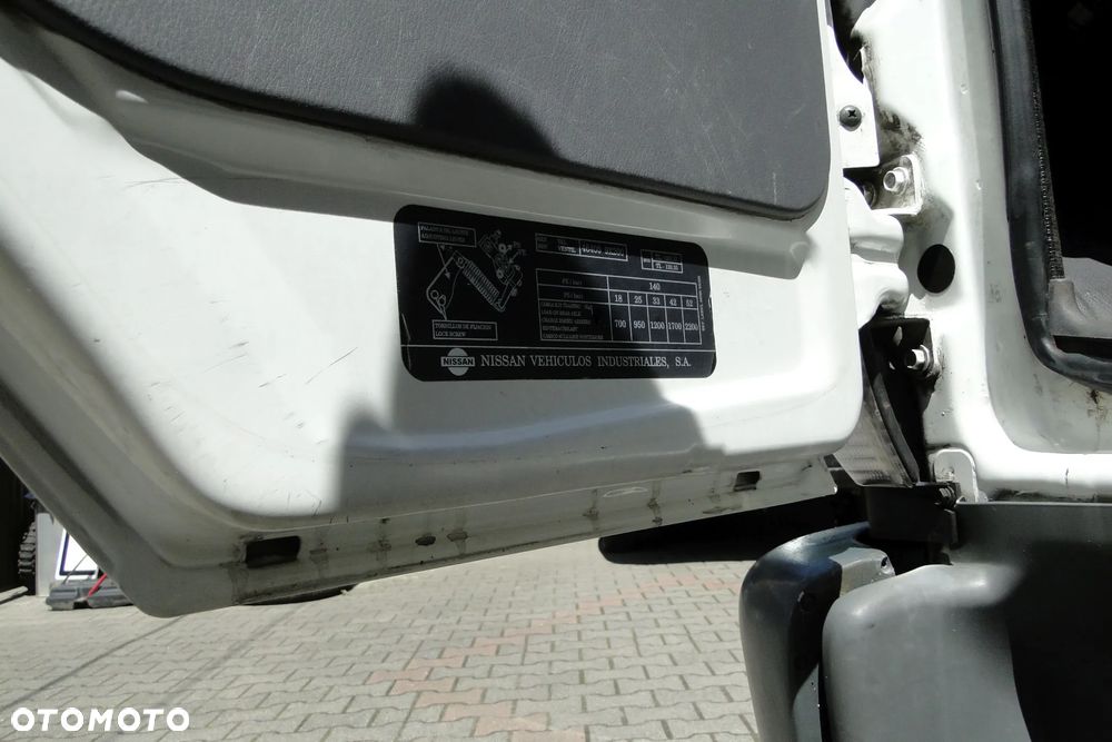Nissan Cabstar - 10