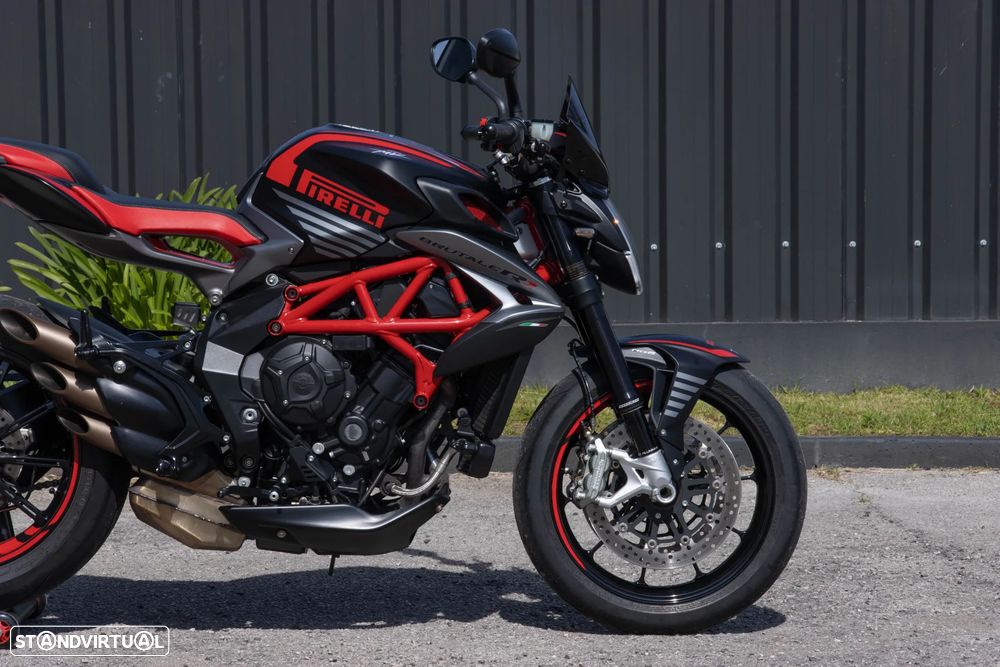 MV Agusta Brutale RR Pirelli Edition 36/50 - 34