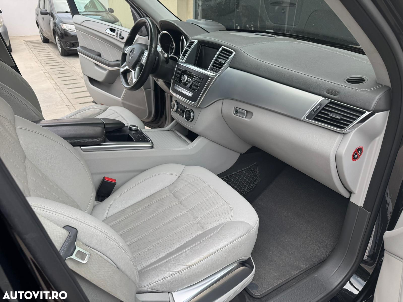 Mercedes-Benz GL 350 4MATIC BlueTec Aut. - 11
