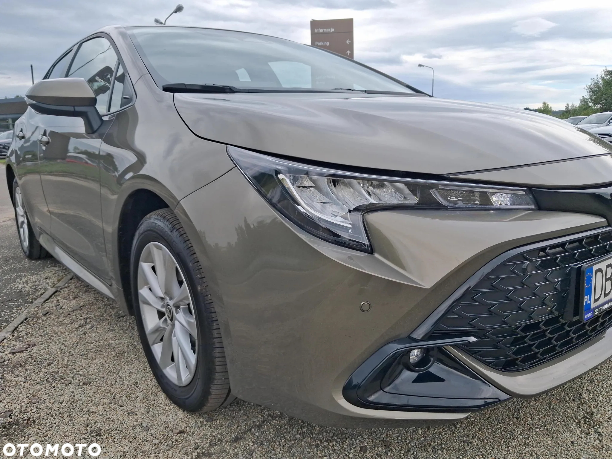 Toyota Corolla 1.8 Hybrid Comfort - 29
