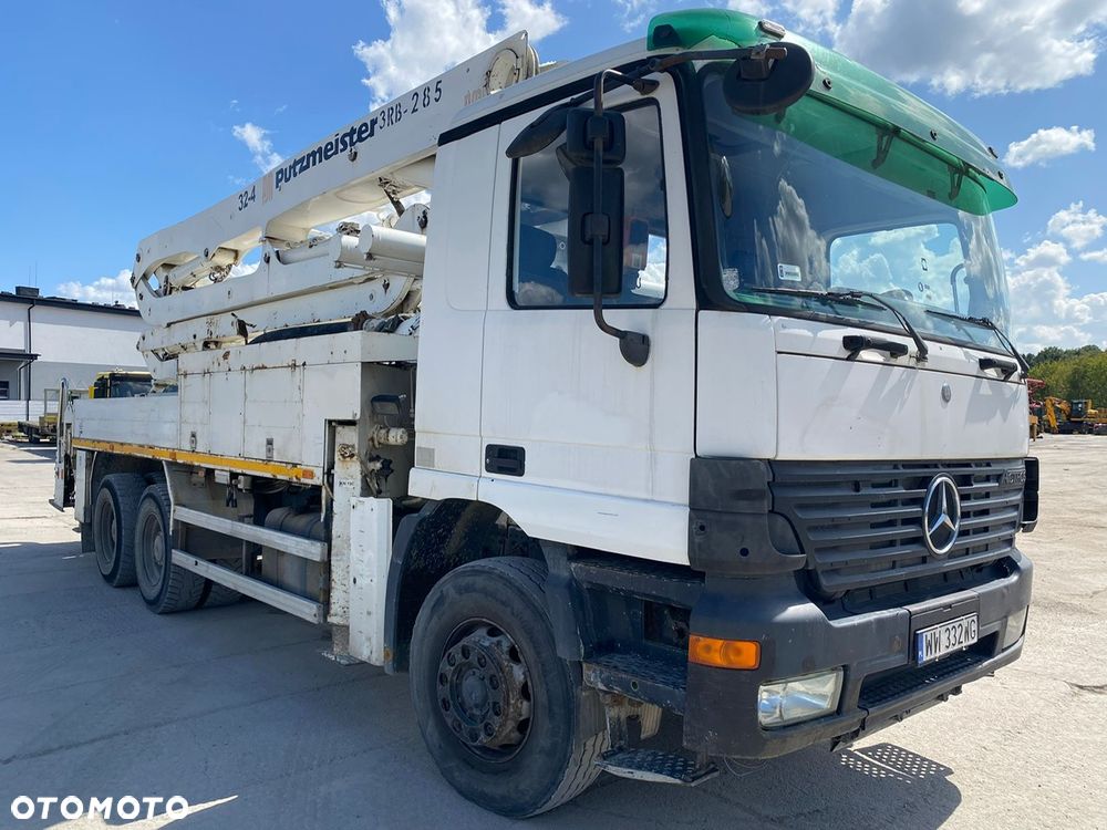 Mercedes-Benz Putzmaister M32 4Z - 12